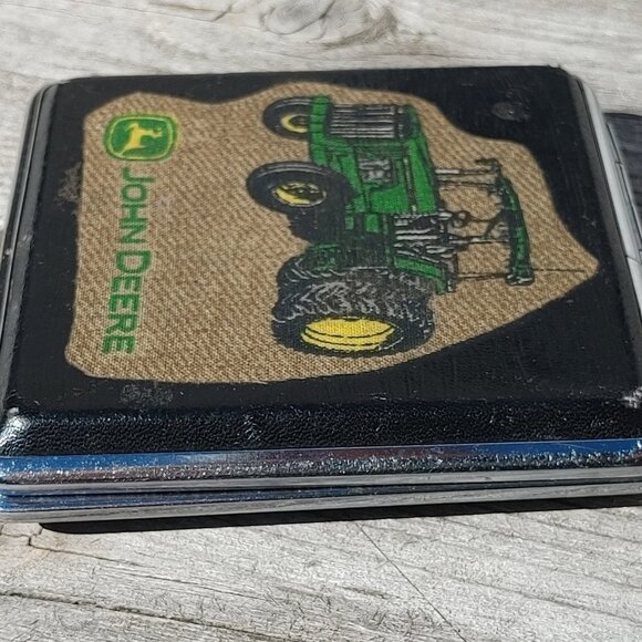 JOHN DEERE Cigarette Hard Case Metal Black Green Tractor Tobacco - Picture 4 of 4